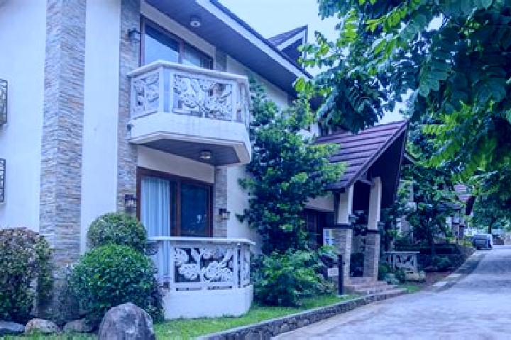 Eleanor, 35 — Escort in Banawang, Philippines