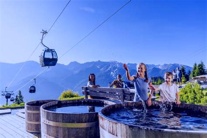 Eleanor, 35 — Escort in Ladis, Austria