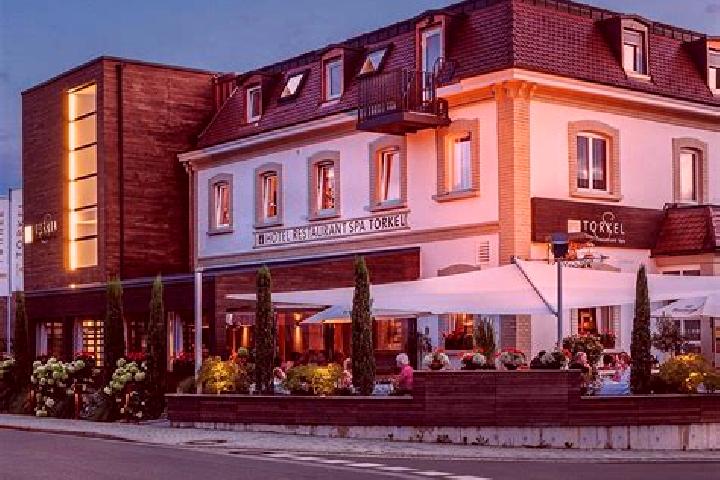 Eleanor, 35 — Escort in Rheineck, Switzerland