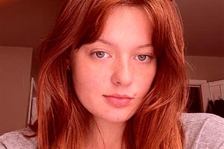 Eleanor, 36, a auburn amber-eyed caucasian companion based in Dulceanca. Offering Tantra, Massage, Dinner Date. Available for incall and outcall, overnight b...