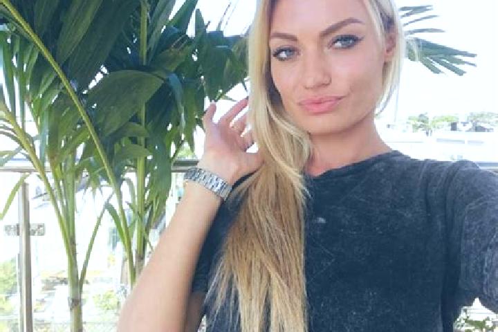 Eleanor, 36, a blonde brown-eyed caribbean companion based in Bogea. Offering 69, Massage, Dinner Date, GFE. Available for incall and outcall, day and evenin...