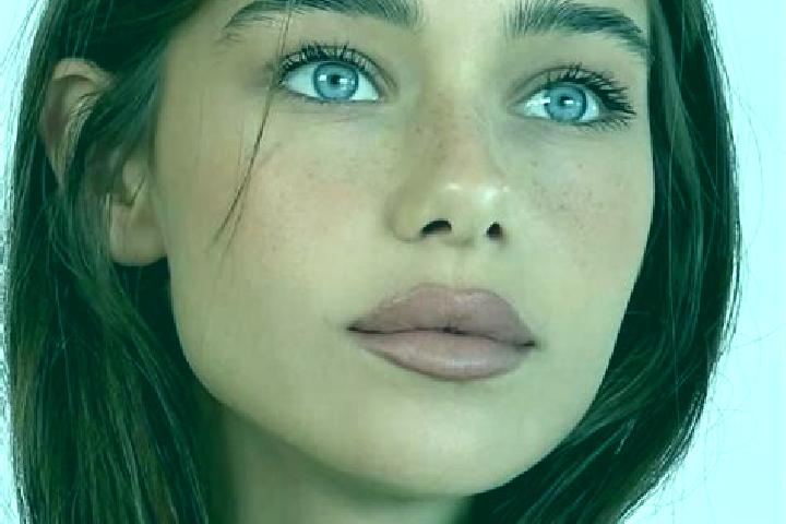 Eleanor, 36, a brunette brown-eyed indian companion based in Kongjiang. Offering GFE, Deep French Kissing. Available for incall and outcall, overnight bookin...