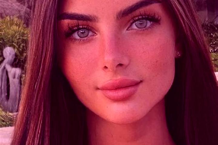 Eleanor, 36 — Escort in Longos, Greece