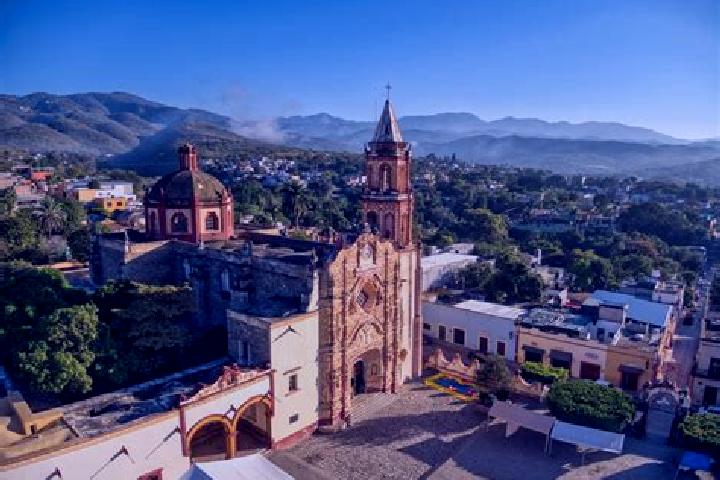 Eleanor, 36 — Escort in Santa Rosa Jauregui, Mexico