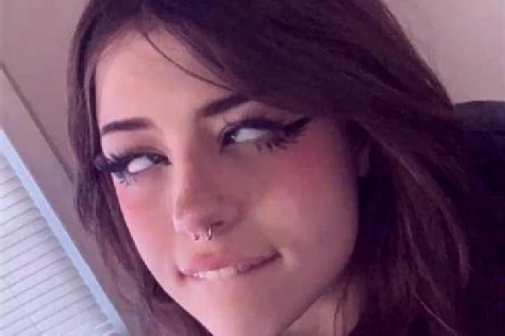 Eleanor, 37, a chestnut dark-eyed ebony companion based in Zegelsem. Offering Party Girl, Couples, OWO. Available for incall and outcall, day and evening dates.
