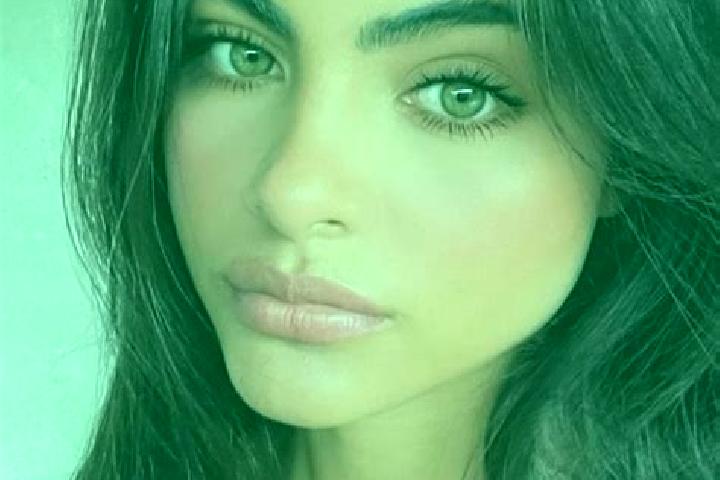 Eleanor, 37, a dark blonde dark-eyed indian companion based in Bogtong. Offering Girlfriend Experience, Tantra, BDSM. Available for incall and outcall, overn...