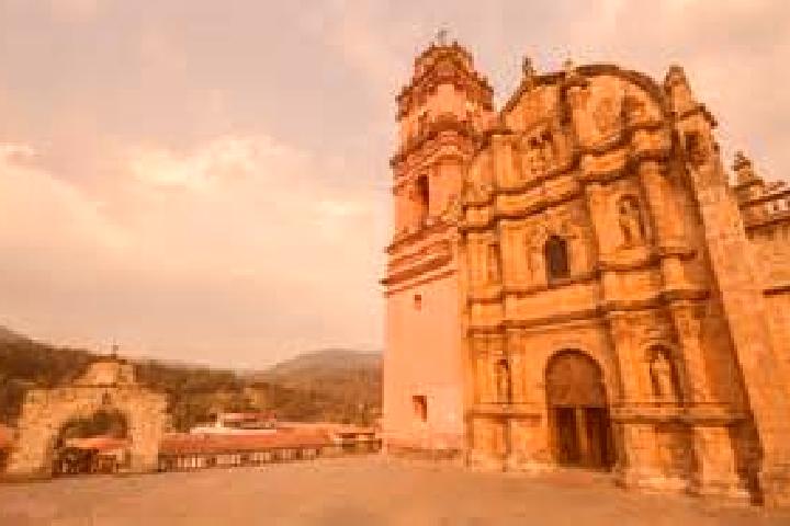 Eleanor, 37 — Escort in Angahuan, Mexico