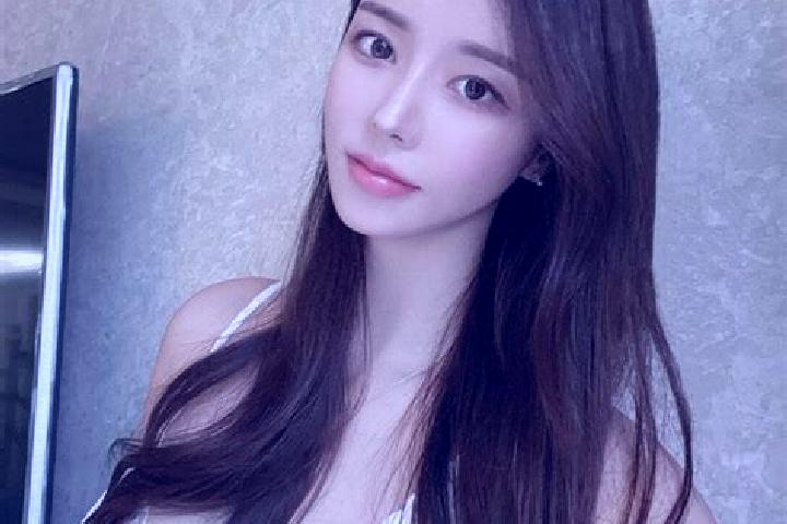 Eleanor, 37 — Escort in Dankou, China