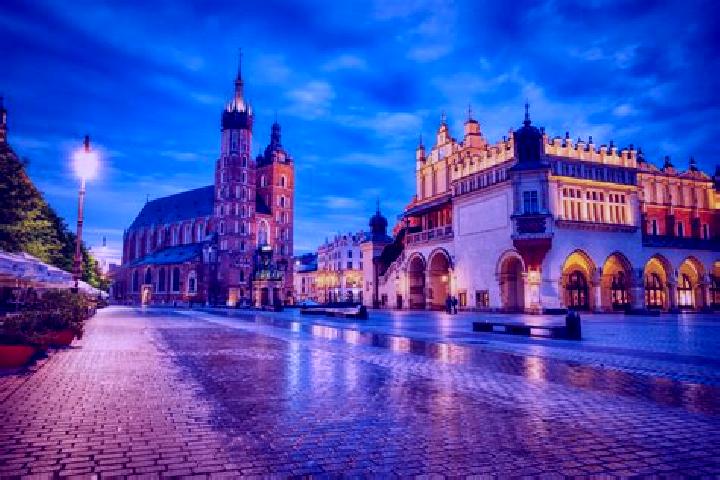 Eleanor, 37 — Escort in Dojazdow, Poland
