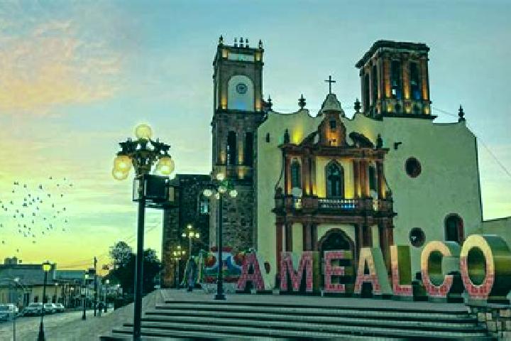 Eleanor, 37 — Escort in Santa Maria Amealco, Mexico