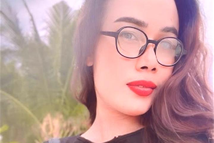 Eleanor, 37 — Escort in Semanding, Indonesia