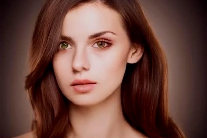Eleanor, 38, a auburn amber-eyed european companion based in Oropoli. Offering Dinner Date, BDSM, Duos. Available for incall and outcall, day and evening dates.