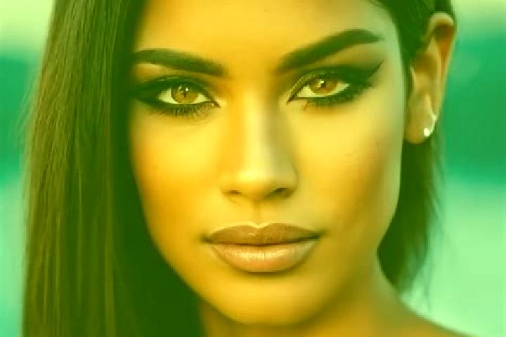 Eleanor, 38, a black amber-eyed latina companion based in Quarto d Altino. Offering BDSM, Party Girl, Massage, Couples. Available for incall and outcall, day...