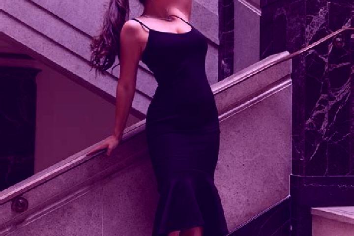 Eleanor, 38, a blonde grey-eyed latina companion based in North Valley. Offering Travel Companion, Fetish, Striptease, CIM, GFE. Available for incall and out...