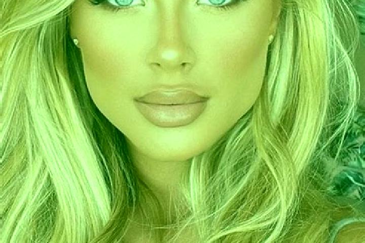 Eleanor, 38, a blonde hazel-eyed latina companion based in Coivaras. Offering Deep French Kissing, GFE, Tantra, OWO, Fetish. Available for incall and outcall...