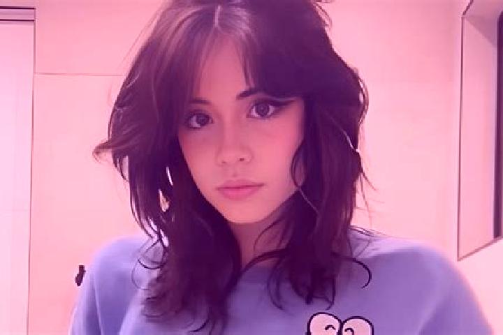 Eleanor, 38, a brunette dark-eyed asian companion based in Dulolong. Offering BDSM, OWO, Couples, A-Level. Available for incall and outcall, overnight bookin...