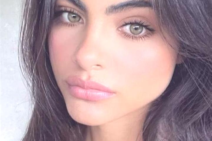 Eleanor, 38, a brunette green-eyed middle eastern companion based in Rokytno. Offering Girlfriend Experience, OWO, Tantra. Available for incall and outcall, ...