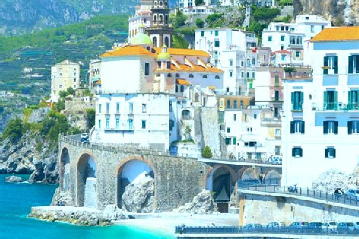 Eleanor, 38 — Escort in Arosio, Italy
