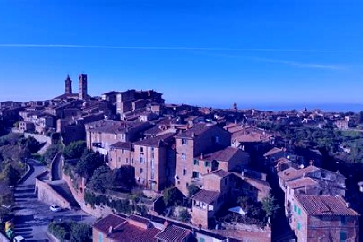 Eleanor, 38 — Escort in Citta della Pieve, Italy