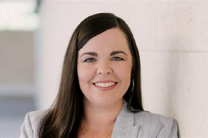 Eleanor, 38 — Escort in Grimsley, United States