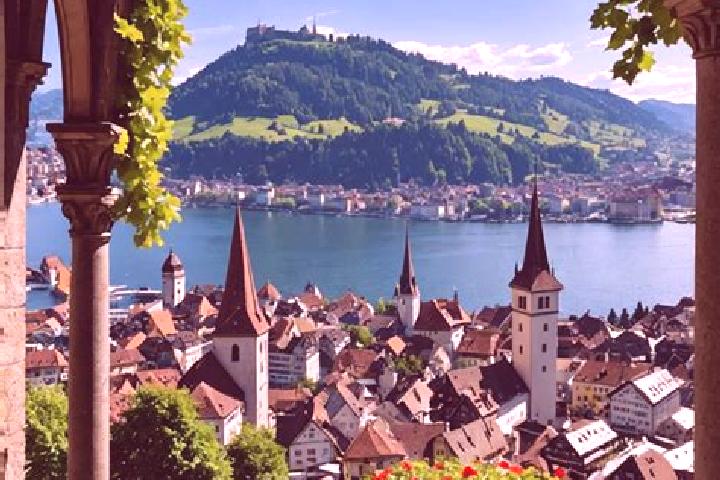 Eleanor, 38 — Escort in Hermiswil, Switzerland