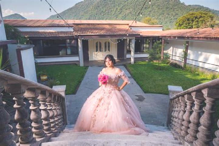 Eleanor, 38 — Escort in Ixtaczoquitlan, Mexico
