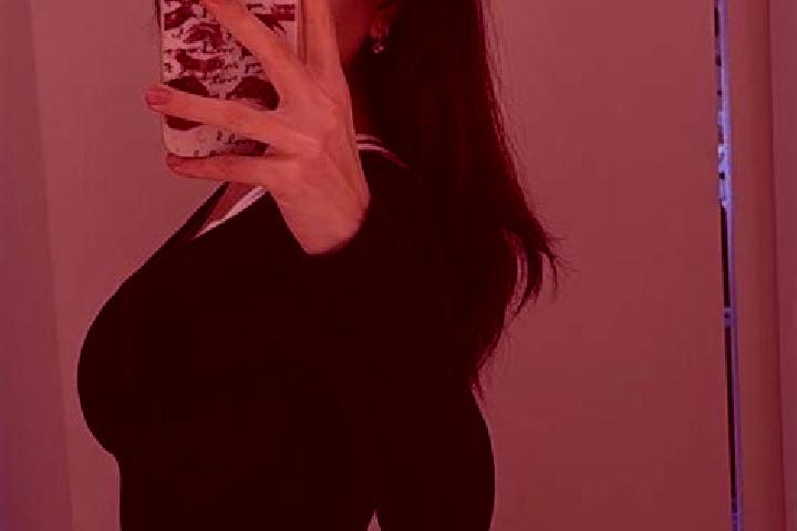 Eleanor, 38 — Escort in Sainte-Maure, France
