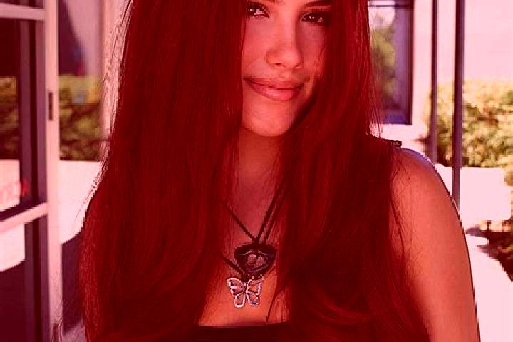Eleanor, 39, a auburn dark-eyed european companion based in Hidrolina. Offering Roleplay, 69, Striptease, Erotic Massage, CIM. Available for incall and outca...