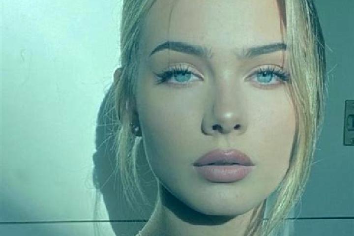 Eleanor, 39, a black blue-eyed european companion based in Amay. Offering Massage, Striptease, OWO, Dinner Date, Deep French Kissing. Available for incall an...