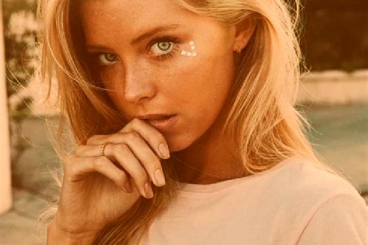 Eleanor, 39, a blonde blue-eyed caribbean companion based in Asagi Hisar. Offering Fetish, GFE, Couples. Available for incall and outcall, overnight bookings...