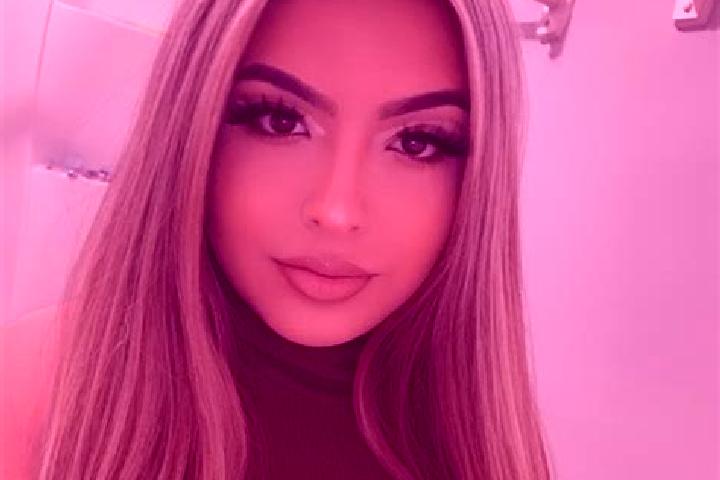 Eleanor, 39, a blonde dark-eyed latina companion based in Lutzelbach. Offering Roleplay, OWO, Domination. Available for incall and outcall, overnight booking...
