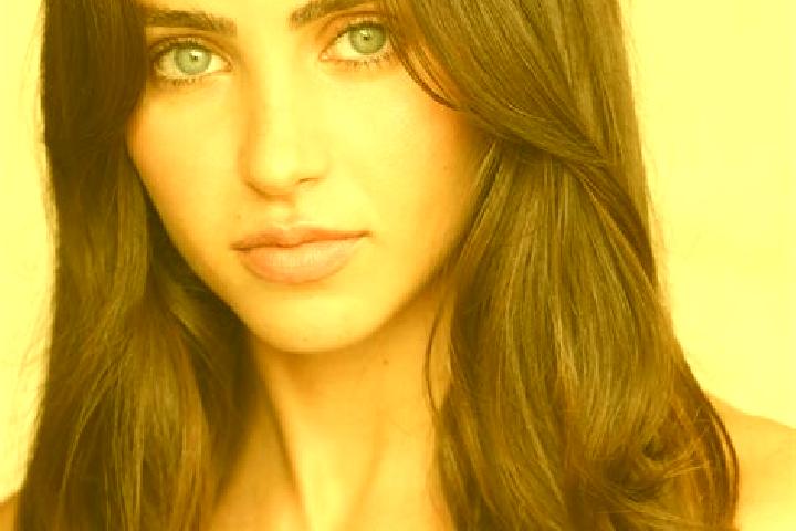 Eleanor, 39, a brunette blue-eyed latina companion based in Red Hill. Offering GFE, Dinner Date, Domination, Erotic Massage, Roleplay. Available for incall a...
