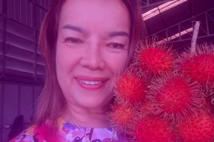 Eleanor, 39 — Escort in Ban Na San, Thailand