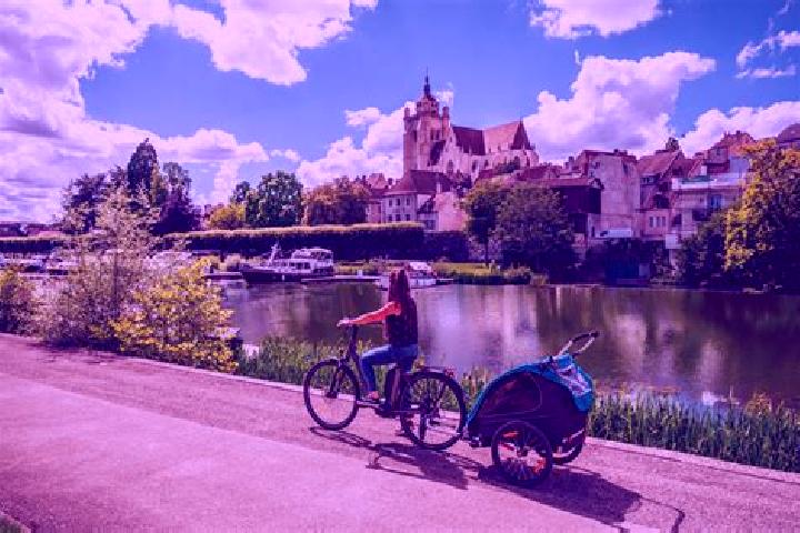 Eleanor, 39 — Escort in Dole, France