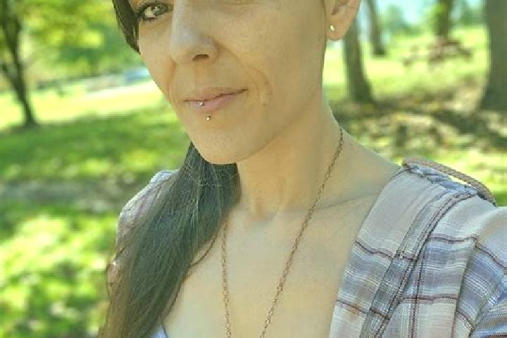 Eleanor, 39 — Escort in Funkstown, United States