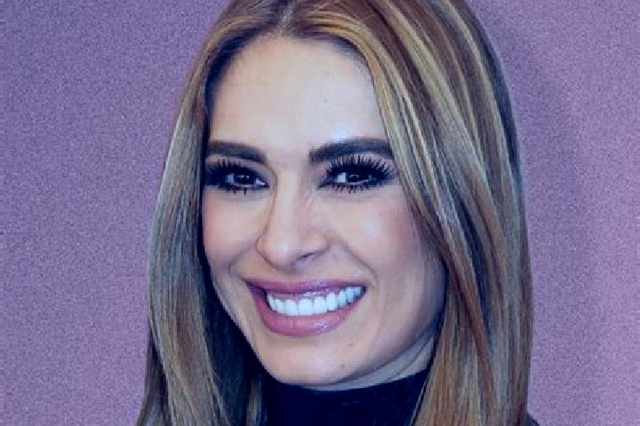 Eleanor, 39 — Escort in Galilea, Mexico