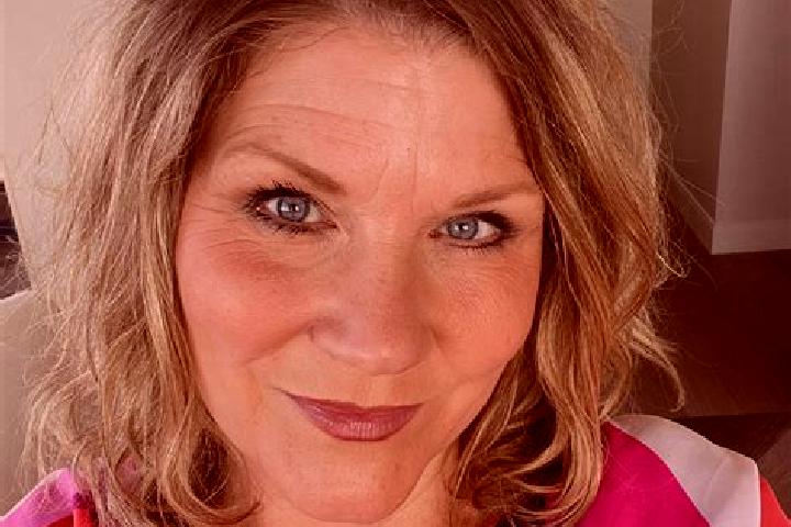 Eleanor, 39 — Escort in Torresdale, United States
