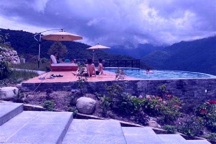Eleanor, 39 — Escort in Tsirang, Bhutan