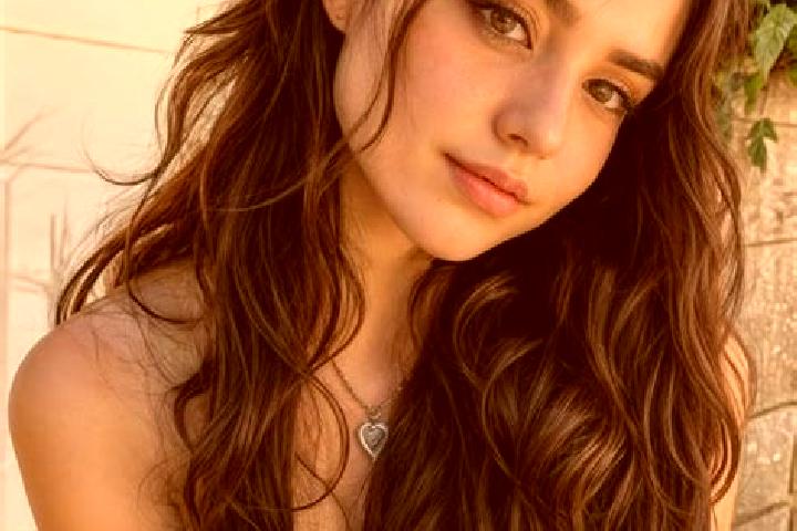 Elizabeth, 20, a auburn amber-eyed middle eastern companion based in Newkirk. Offering Party Girl, 69, Overnight, Travel Companion. Available for incall and ...