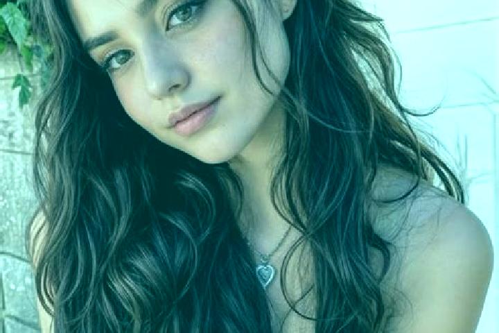 Elizabeth, 20, a auburn hazel-eyed middle eastern companion based in Sbo o. Offering Striptease, Deep French Kissing, OWO, Dinner Date. Available for incall ...