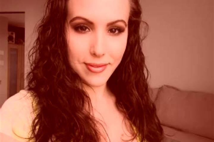 Elizabeth, 20, a black grey-eyed caucasian companion based in Elst. Offering A-Level, Deep French Kissing, Roleplay. Available for incall and outcall, overni...