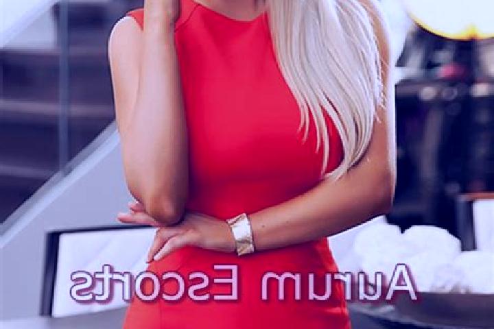 Elizabeth, 20, a blonde amber-eyed caribbean companion based in Durbini. Offering Prostate Massage, Fetish, A-Level, Roleplay, Party Girl. Available for inca...