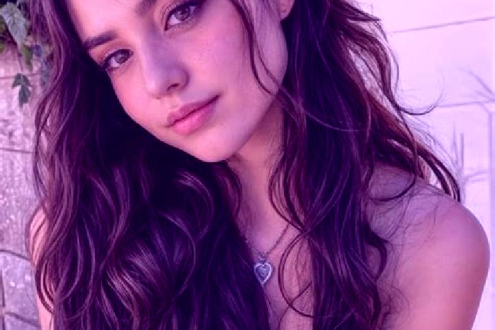 Elizabeth, 20, a brunette hazel-eyed asian companion based in Guin Houye. Offering Striptease, A-Level, Couples. Available for incall and outcall, overnight ...