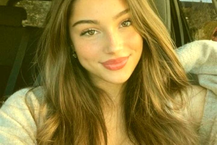 Elizabeth, 20, a dark blonde hazel-eyed latina companion based in Chenango Bridge. Offering 69, Dinner Date, Girlfriend Experience, Massage, Overnight. Avail...