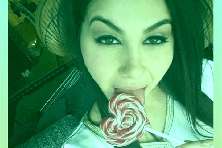 Elizabeth, 20 — Escort in Benton, United States