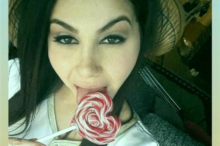 Elizabeth, 20 — Escort in Gonnehem, France