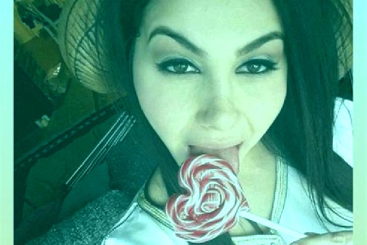 Elizabeth, 20 — Escort in Halaresti, Romania