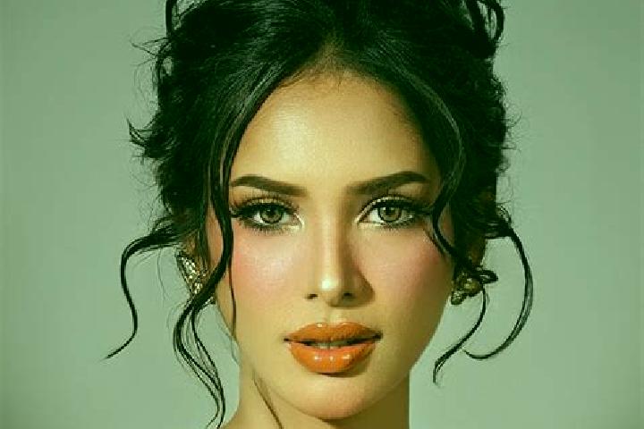 Elizabeth, 20 — Escort in Iligan, Philippines
