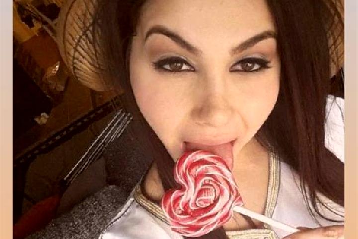 Elizabeth, 20 — Escort in Jiangle, China