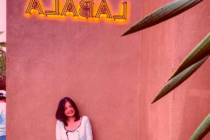 Elizabeth, 20 — Escort in Labala, Indonesia